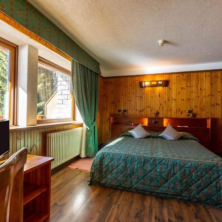 Hotel Bouton D'Or Cogne Exterior foto