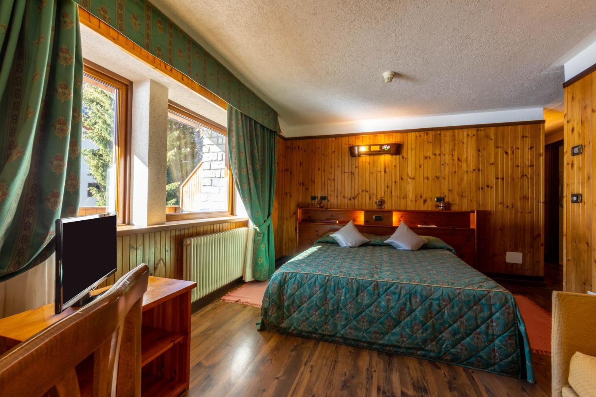 Hotel Bouton D'Or Cogne Exterior foto