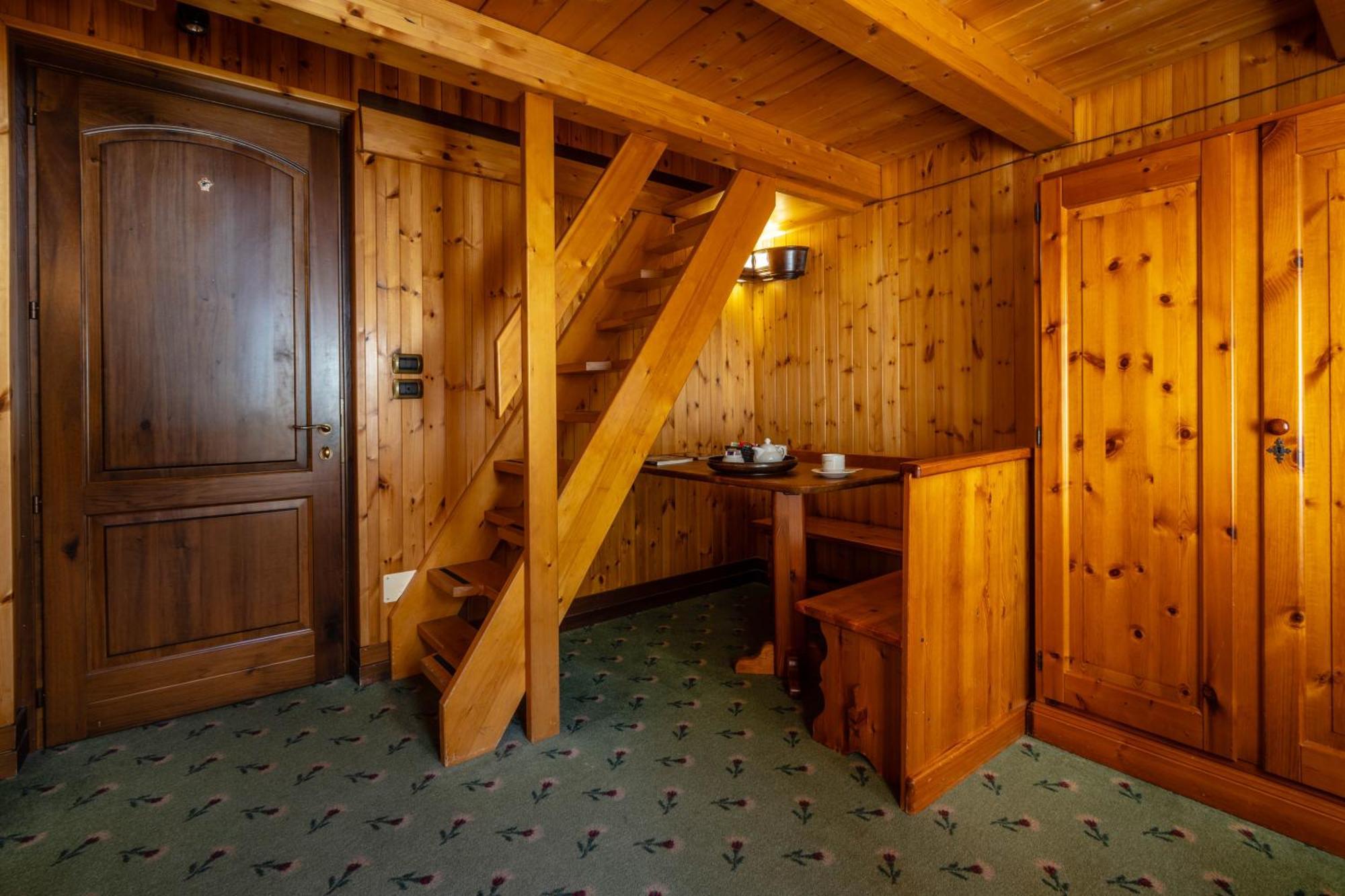 Hotel Bouton D'Or Cogne Exterior foto