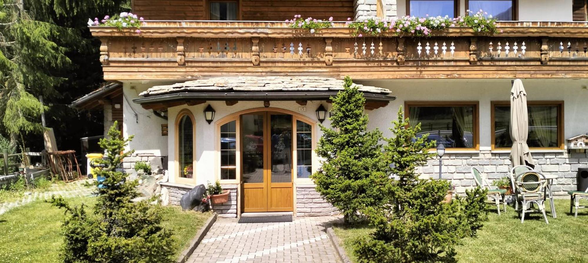 Hotel Bouton D'Or Cogne Exterior foto