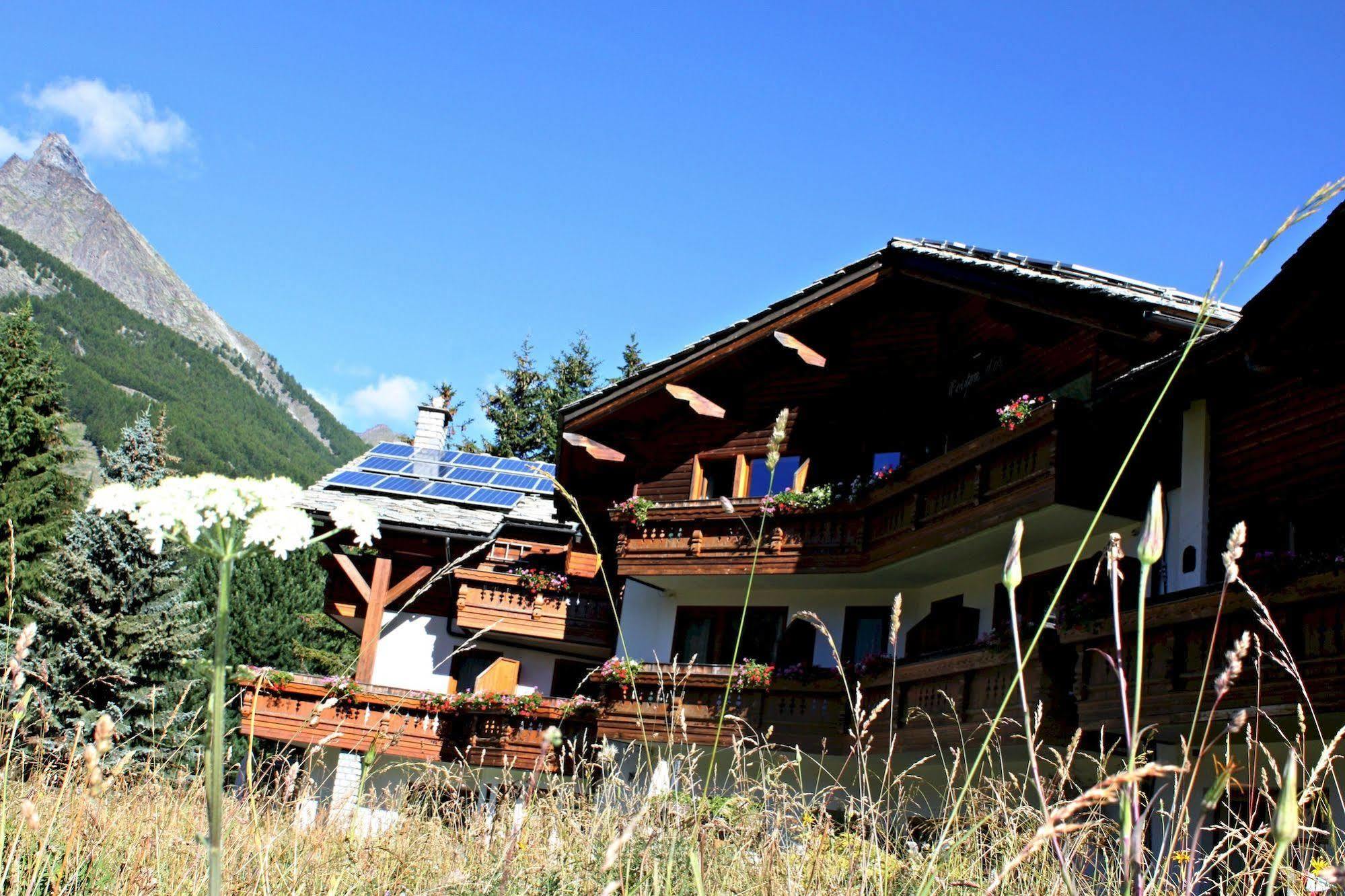 Hotel Bouton D'Or Cogne Exterior foto