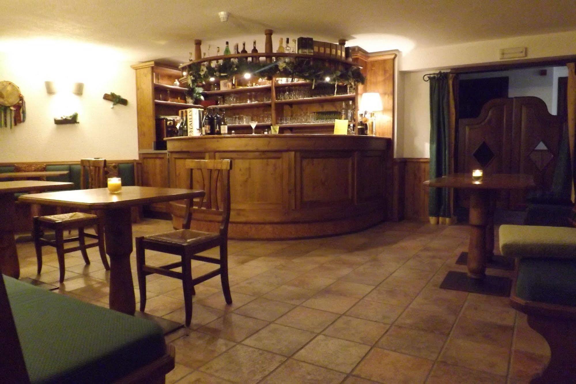 Hotel Bouton D'Or Cogne Exterior foto